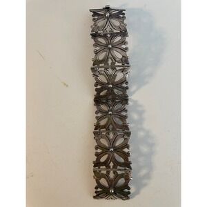 Vintage Mexican Sterling Silver‎ Hinged Bracelet Cut Out Floral Design Cuff EUC